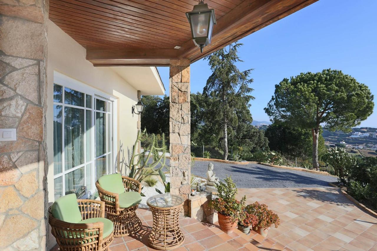 Homestay Villa Estrella - Costa Brava Калелья Экстерьер фото