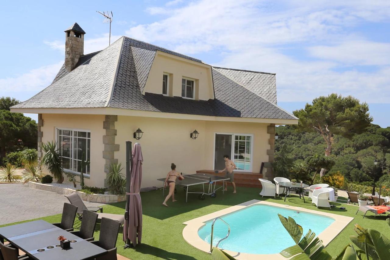 Homestay Villa Estrella - Costa Brava Калелья Экстерьер фото