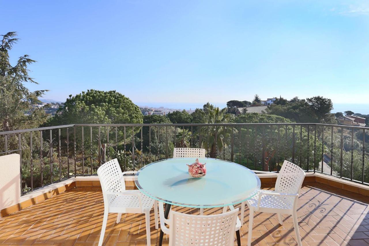 Homestay Villa Estrella - Costa Brava Калелья Экстерьер фото