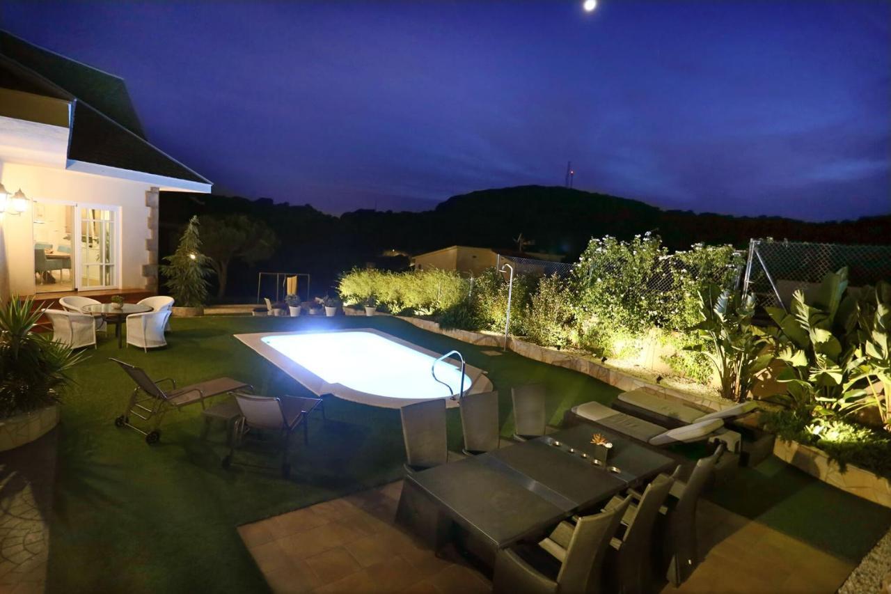 Homestay Villa Estrella - Costa Brava Калелья Экстерьер фото