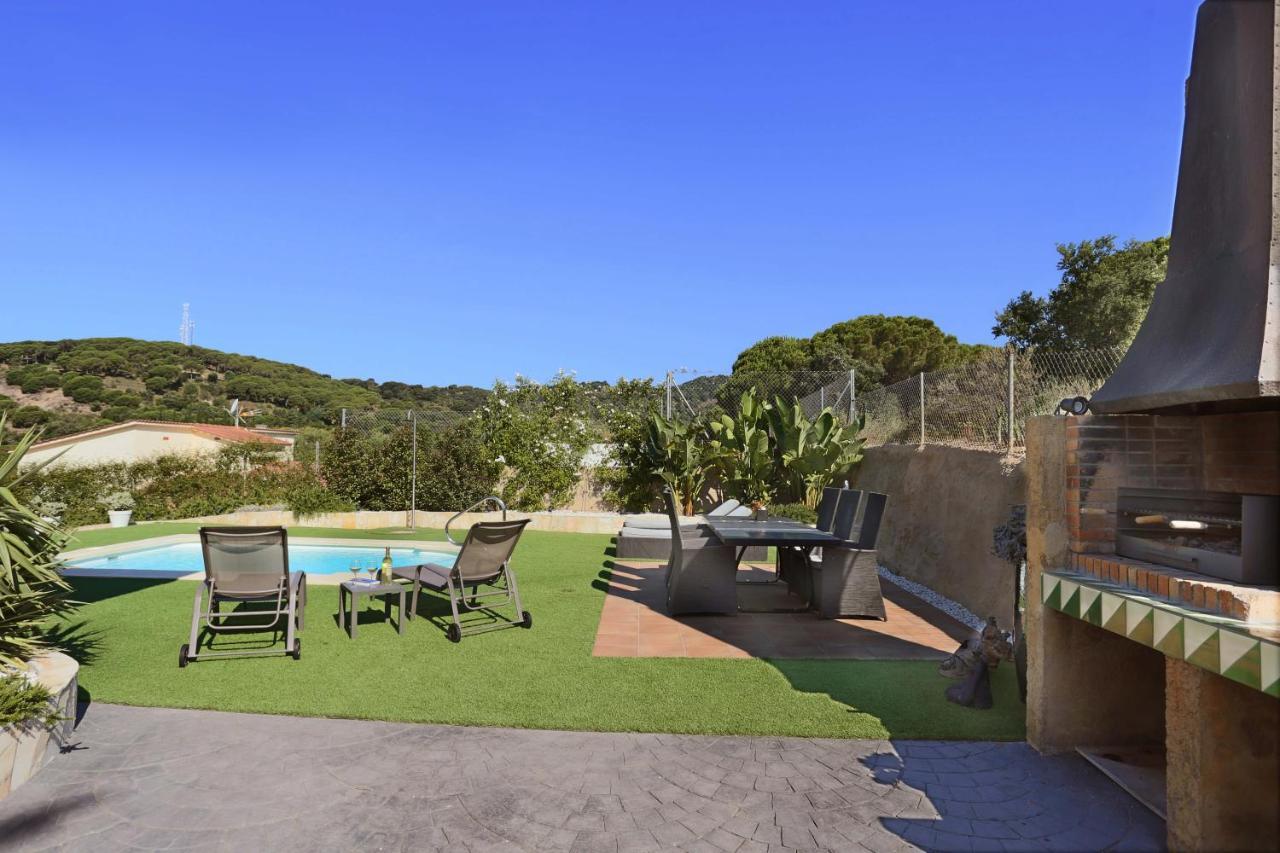 Homestay Villa Estrella - Costa Brava Калелья Экстерьер фото