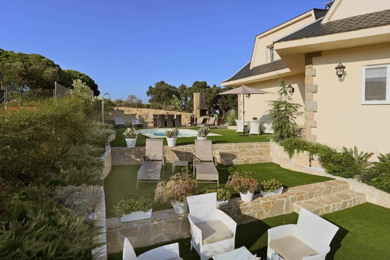 Homestay Villa Estrella - Costa Brava Калелья Экстерьер фото